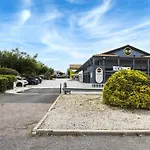B&B Hotel Perpignan Sud Porte D\'Espagne