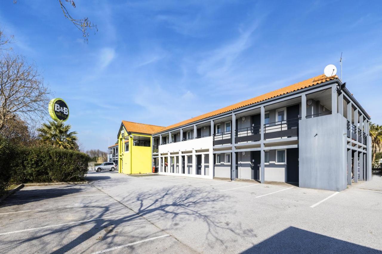 Hotel Sud Porte D'espagne 2*