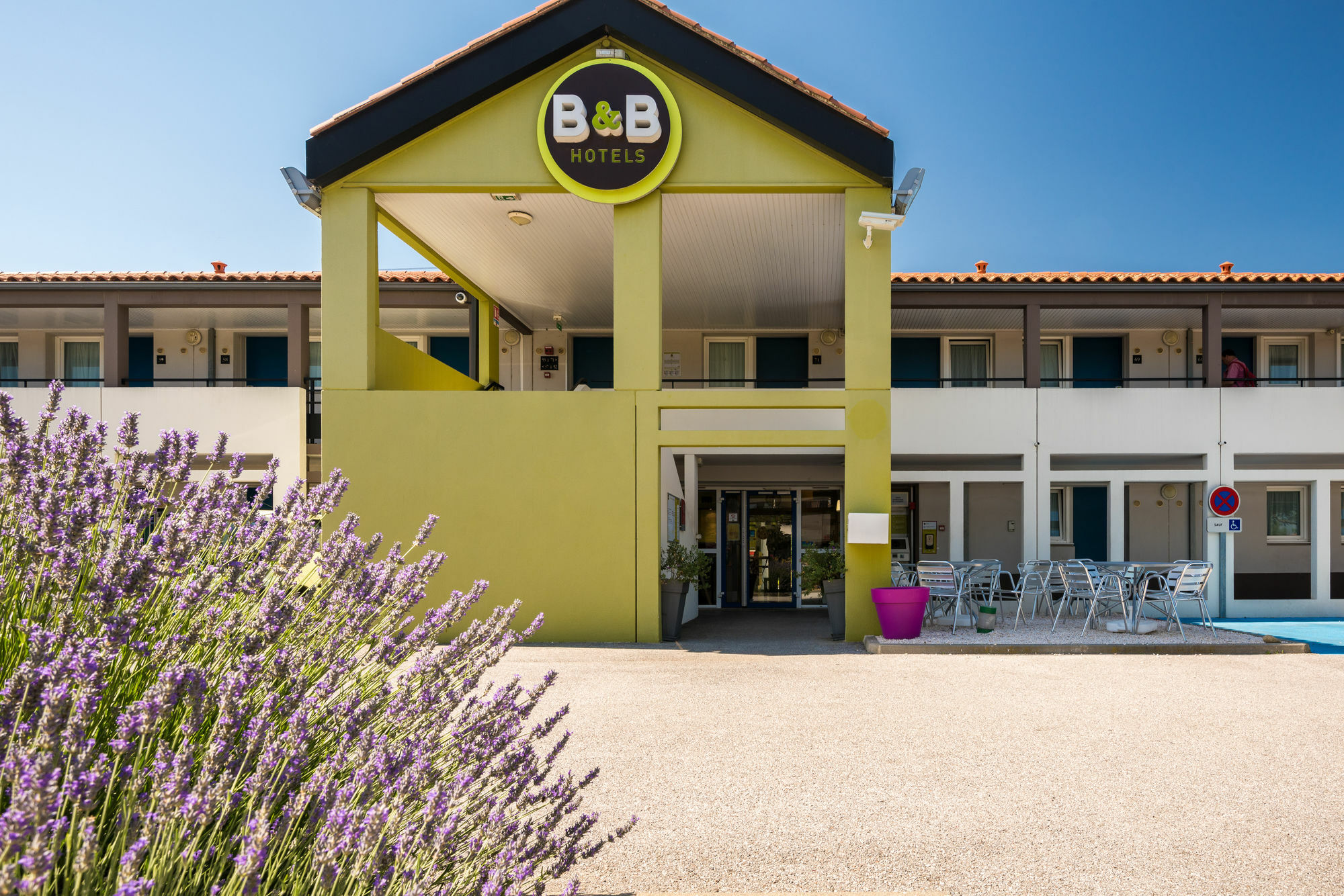 Sud Porte D'espagne Hotel